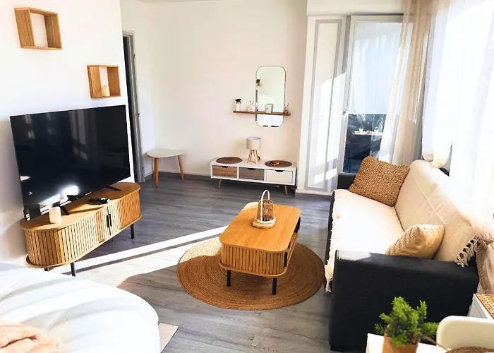 Cosy Au Centre D'evry 아파트 *